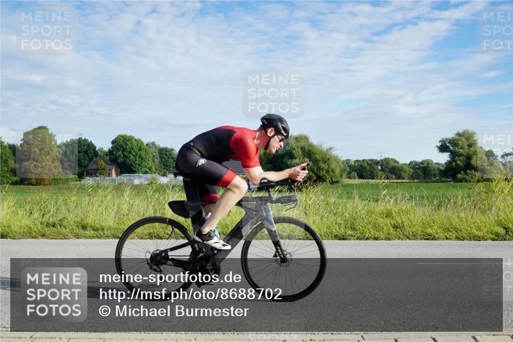 31.08.2025 - Elbe Triathlon Hamburg Michael Burmester http://msf.ph/oto/8688702 31.08.2025 09:07:51 Radfahren 182, 187, 257, 375, 412, 458, 479, 492, 516, 545 meine-sportfotos.de