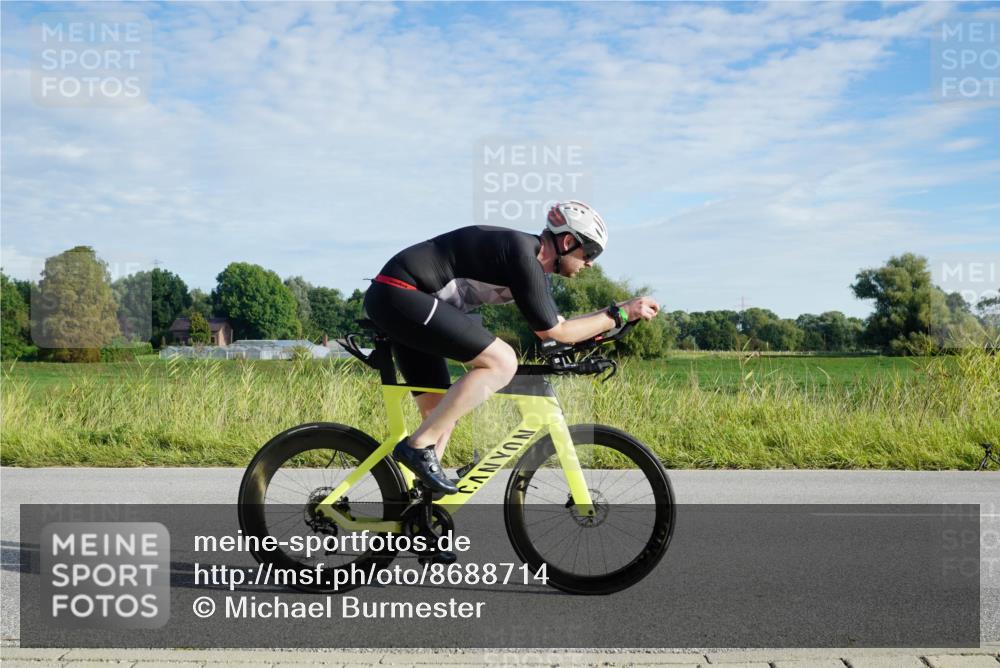 31.08.2025 - Elbe Triathlon Hamburg Michael Burmester http://msf.ph/oto/8688714 31.08.2025 09:07:57 Radfahren 182, 229, 257, 344, 375, 479, 492, 532, 545 meine-sportfotos.de