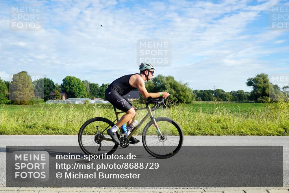 31.08.2025 - Elbe Triathlon Hamburg Michael Burmester http://msf.ph/oto/8688729 31.08.2025 09:08:11 Radfahren 288, 439 meine-sportfotos.de
