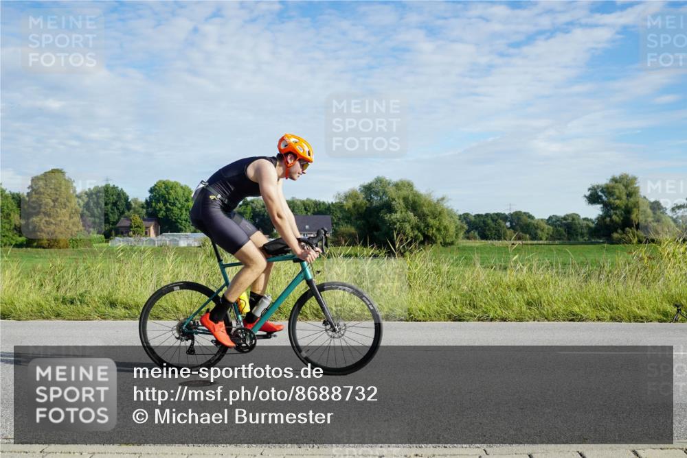 31.08.2025 - Elbe Triathlon Hamburg Michael Burmester http://msf.ph/oto/8688732 31.08.2025 09:08:18 Radfahren 215, 440, 449, 464, 553 meine-sportfotos.de