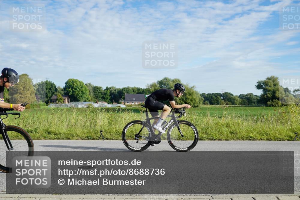 31.08.2025 - Elbe Triathlon Hamburg Michael Burmester http://msf.ph/oto/8688736 31.08.2025 09:08:24 Radfahren 215, 264, 440, 464, 553 meine-sportfotos.de