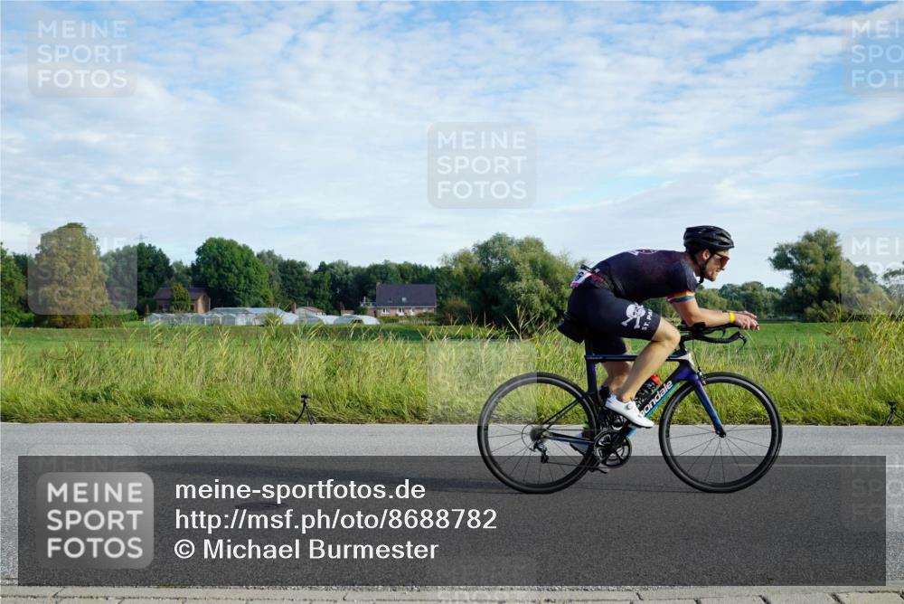 31.08.2025 - Elbe Triathlon Hamburg Michael Burmester http://msf.ph/oto/8688782 31.08.2025 09:09:37 Radfahren 166, 181, 206, 265, 429 meine-sportfotos.de
