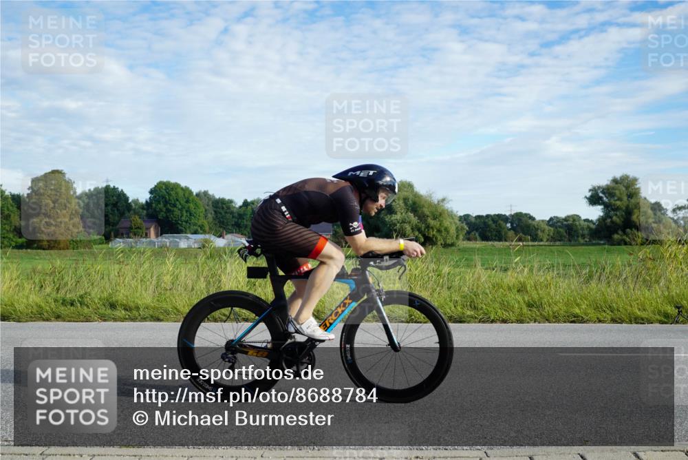 31.08.2025 - Elbe Triathlon Hamburg Michael Burmester http://msf.ph/oto/8688784 31.08.2025 09:09:42 Radfahren 181 meine-sportfotos.de