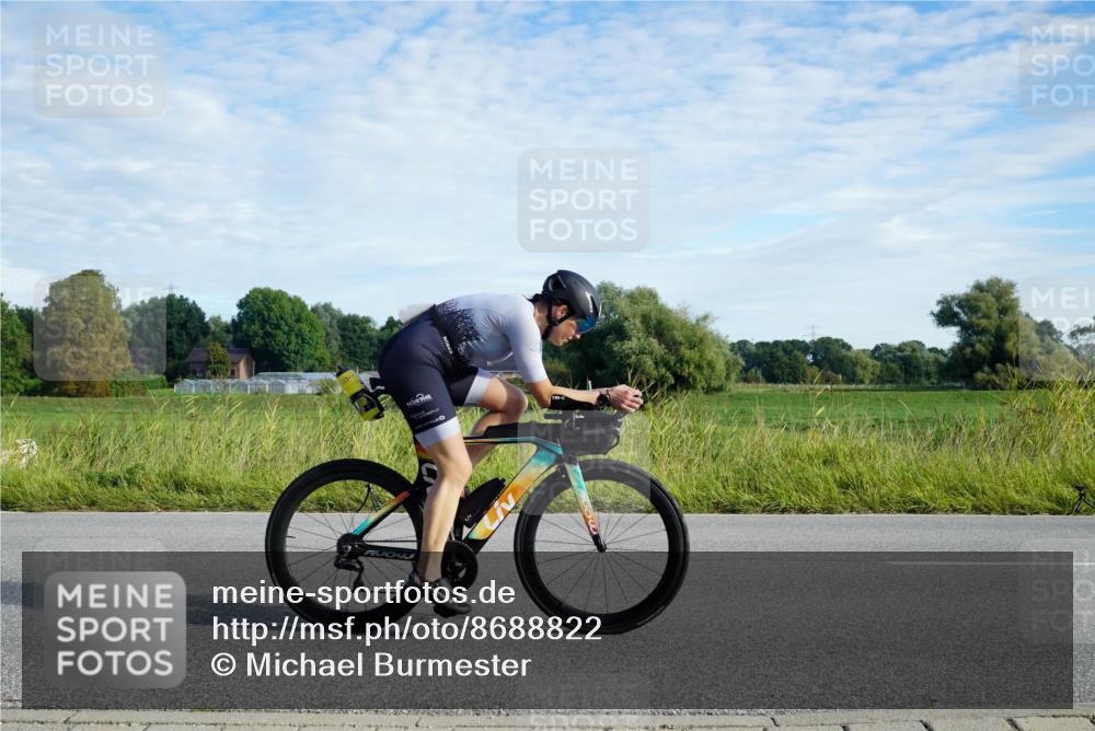31.08.2025 - Elbe Triathlon Hamburg Michael Burmester http://msf.ph/oto/8688822 31.08.2025 09:10:44 Radfahren 185, 260, 267, 309, 373, 435, 457 meine-sportfotos.de