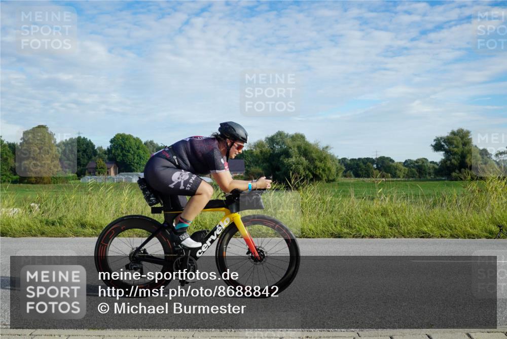31.08.2025 - Elbe Triathlon Hamburg Michael Burmester http://msf.ph/oto/8688842 31.08.2025 09:11:00 Radfahren 212, 248, 279 meine-sportfotos.de
