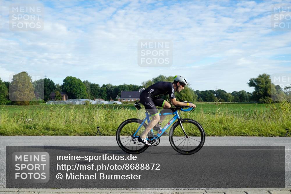 31.08.2025 - Elbe Triathlon Hamburg Michael Burmester http://msf.ph/oto/8688872 31.08.2025 09:11:51 Radfahren 233, 246, 318, 320, 348, 451 meine-sportfotos.de
