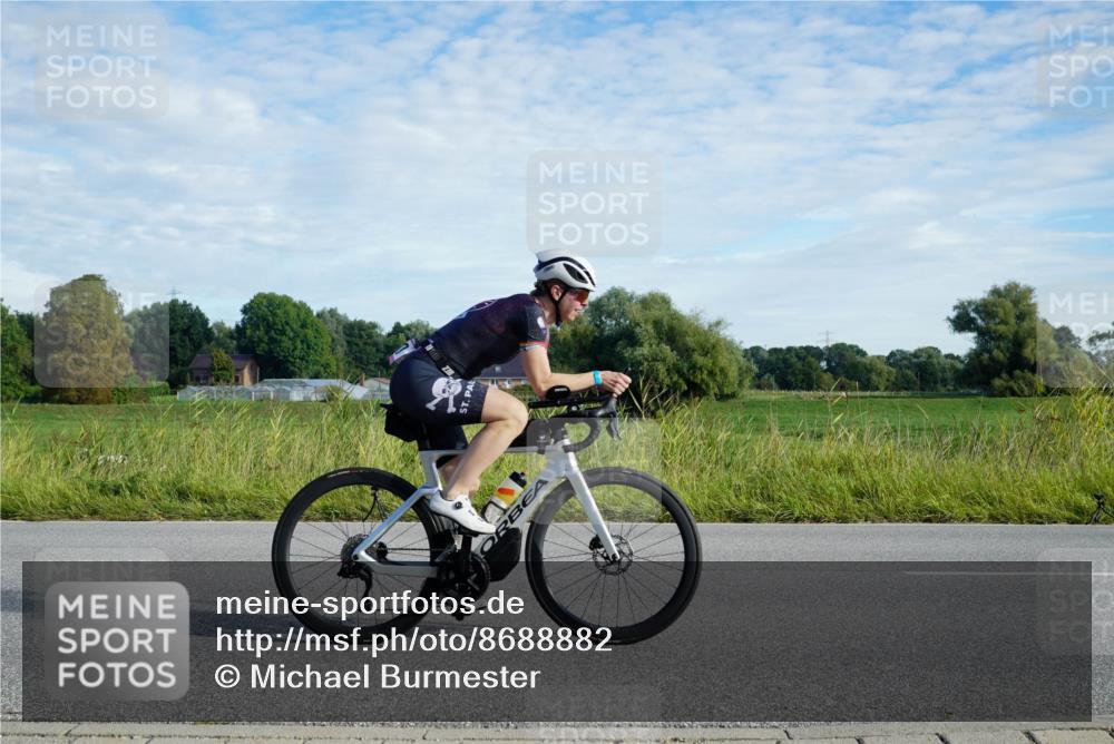 31.08.2025 - Elbe Triathlon Hamburg Michael Burmester http://msf.ph/oto/8688882 31.08.2025 09:11:56 Radfahren 224, 301, 318, 320, 347, 348, 366, 443, 451, 453 meine-sportfotos.de