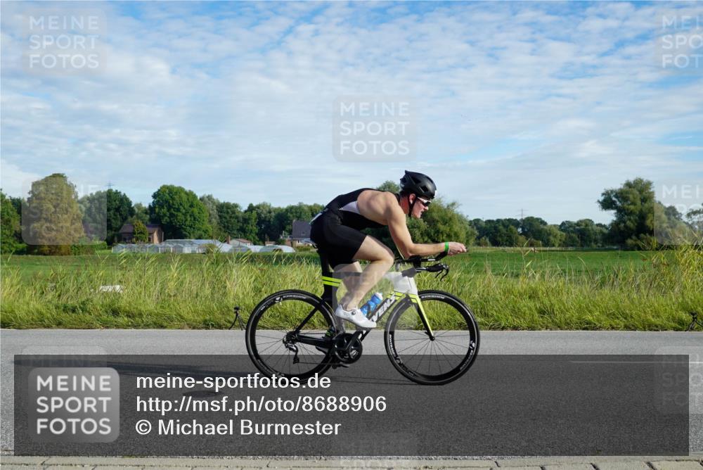 31.08.2025 - Elbe Triathlon Hamburg Michael Burmester http://msf.ph/oto/8688906 31.08.2025 09:12:23 Radfahren 179, 261, 368, 389, 424 meine-sportfotos.de