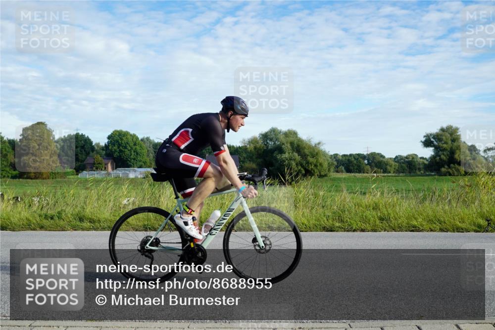31.08.2025 - Elbe Triathlon Hamburg Michael Burmester http://msf.ph/oto/8688955 31.08.2025 09:13:16 Radfahren 258, 286, 337 meine-sportfotos.de