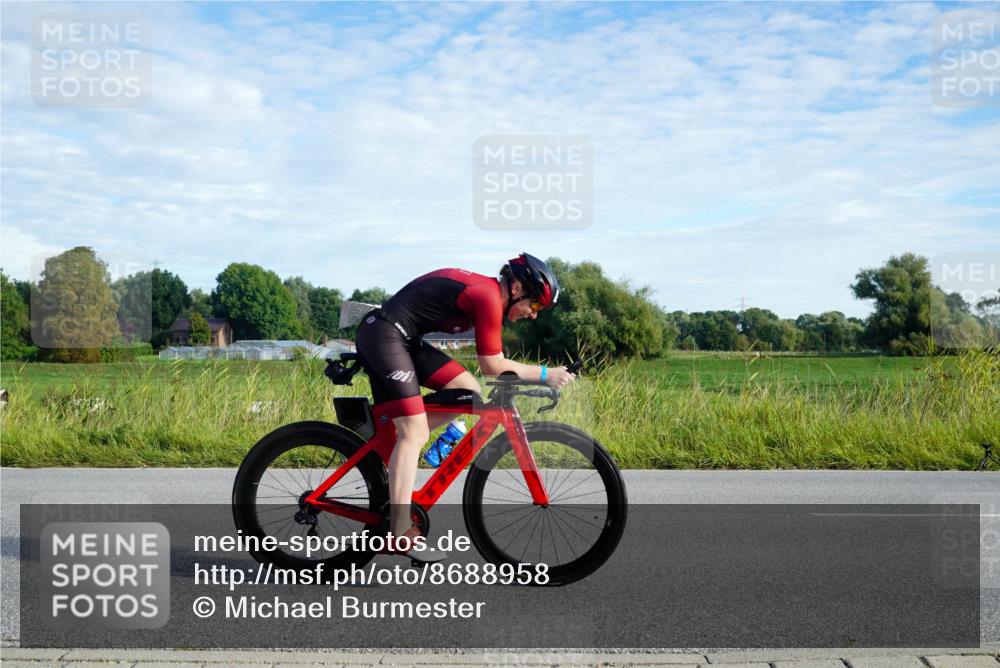 31.08.2025 - Elbe Triathlon Hamburg Michael Burmester http://msf.ph/oto/8688958 31.08.2025 09:13:19 Radfahren 258, 286, 337 meine-sportfotos.de