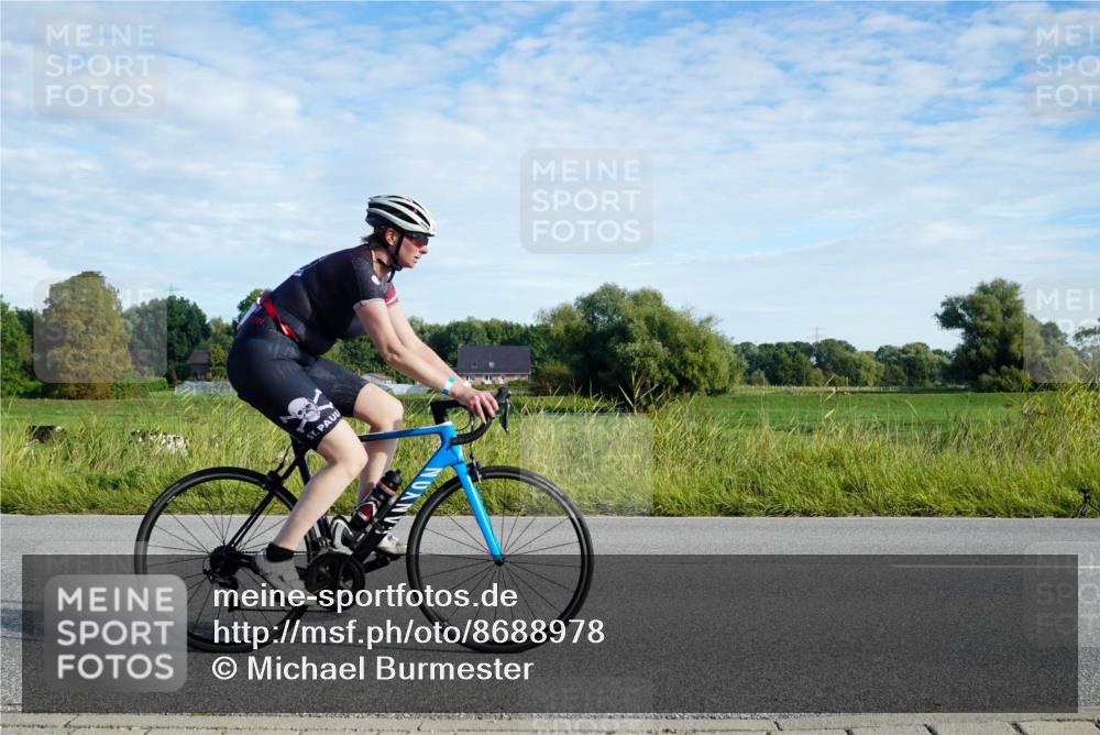 31.08.2025 - Elbe Triathlon Hamburg Michael Burmester http://msf.ph/oto/8688978 31.08.2025 09:13:46 Radfahren 190, 322, 415, 467, 490 meine-sportfotos.de