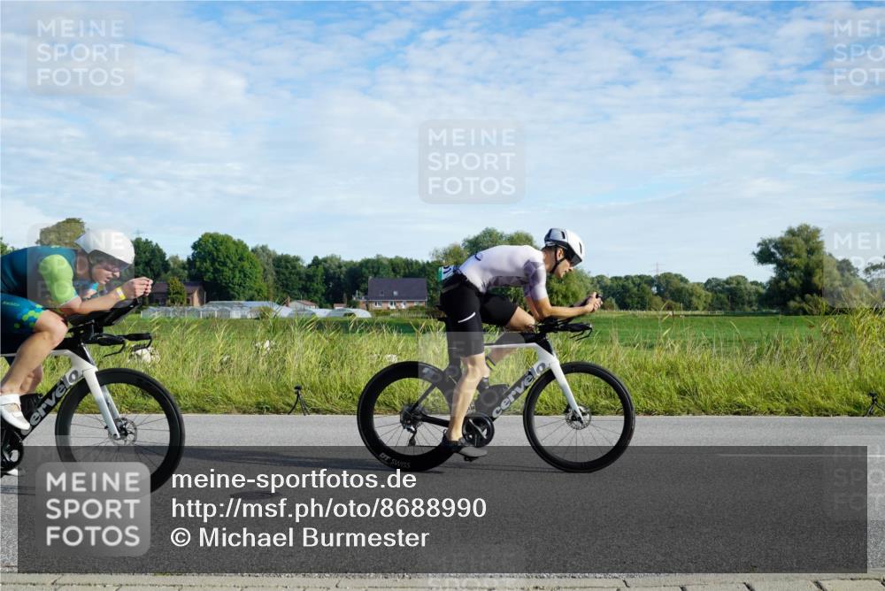 31.08.2025 - Elbe Triathlon Hamburg Michael Burmester http://msf.ph/oto/8688990 31.08.2025 09:14:01 Radfahren 210, 221, 282, 305, 360, 519, 551, 554 meine-sportfotos.de