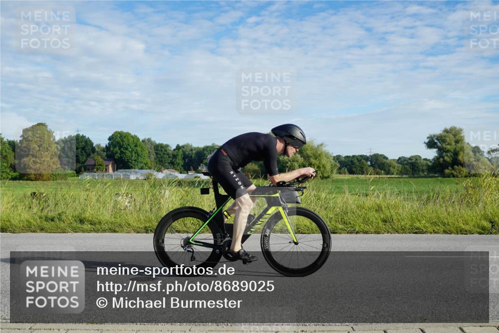 31.08.2025 - Elbe Triathlon Hamburg Michael Burmester http://msf.ph/oto/8689025 31.08.2025 09:14:34 Radfahren 183, 186, 194, 205, 312, 409, 596, 630 meine-sportfotos.de