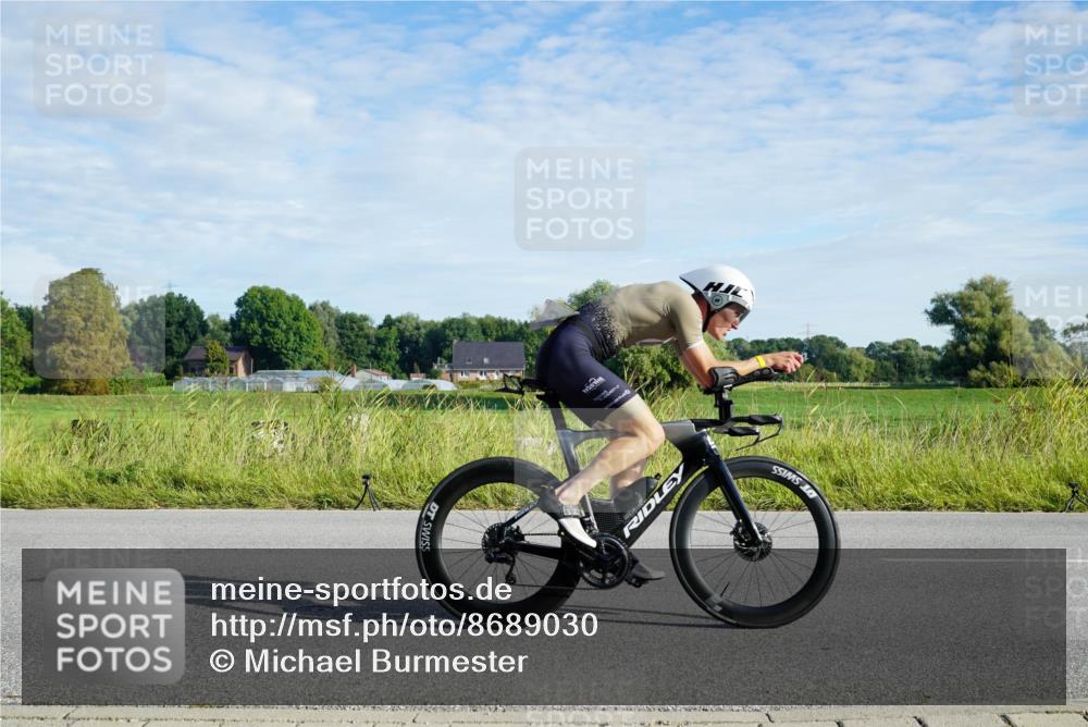 31.08.2025 - Elbe Triathlon Hamburg Michael Burmester http://msf.ph/oto/8689030 31.08.2025 09:14:35 Radfahren 183, 186, 194, 205, 409, 596, 630 meine-sportfotos.de