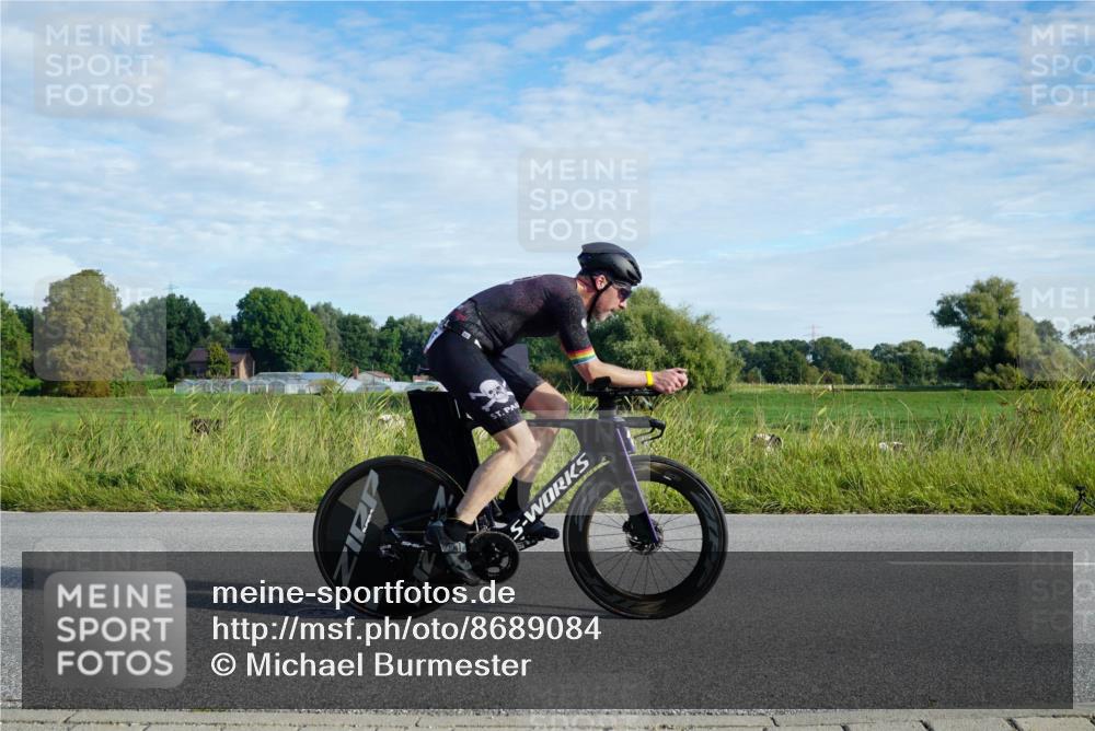 31.08.2025 - Elbe Triathlon Hamburg Michael Burmester http://msf.ph/oto/8689084 31.08.2025 09:15:47 Radfahren 165, 522 meine-sportfotos.de