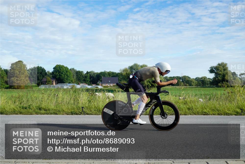 31.08.2025 - Elbe Triathlon Hamburg Michael Burmester http://msf.ph/oto/8689093 31.08.2025 09:16:04 Radfahren 200, 209, 213, 232, 238, 287, 535 meine-sportfotos.de