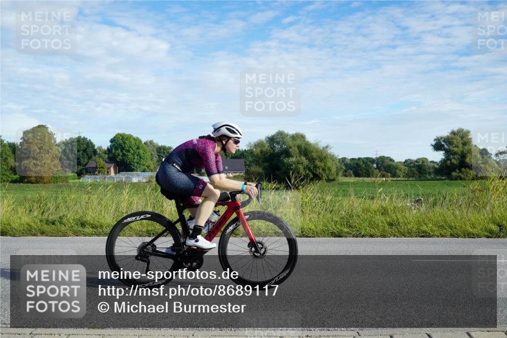 31.08.2025 - Elbe Triathlon Hamburg Michael Burmester http://msf.ph/oto/8689117 31.08.2025 09:16:25 Radfahren 374 meine-sportfotos.de