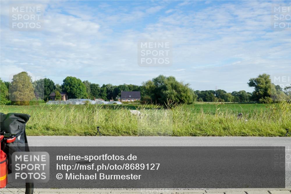 31.08.2025 - Elbe Triathlon Hamburg Michael Burmester http://msf.ph/oto/8689127 31.08.2025 09:16:46 Radfahren 230, 315, 329, 380 meine-sportfotos.de