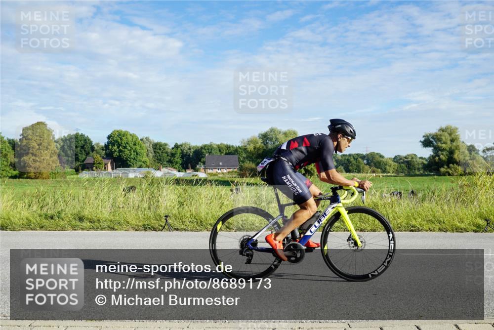 31.08.2025 - Elbe Triathlon Hamburg Michael Burmester http://msf.ph/oto/8689173 31.08.2025 09:17:55 Radfahren 184, 244, 284, 330, 382, 476 meine-sportfotos.de