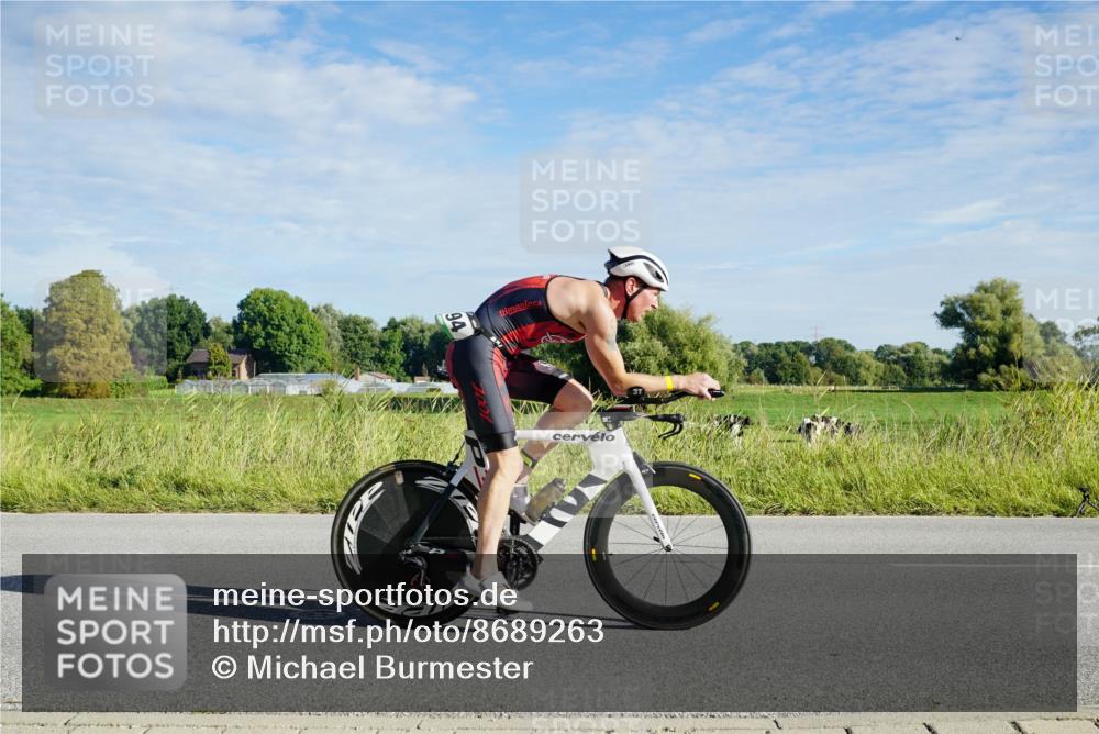 31.08.2025 - Elbe Triathlon Hamburg Michael Burmester http://msf.ph/oto/8689263 31.08.2025 09:20:30 Radfahren 172, 283, 314, 340, 342, 694 meine-sportfotos.de