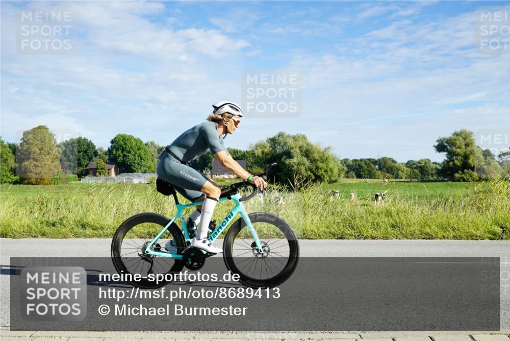 31.08.2025 - Elbe Triathlon Hamburg Michael Burmester http://msf.ph/oto/8689413 31.08.2025 09:22:56 Radfahren 325, 406, 429, 540, 575, 600 meine-sportfotos.de