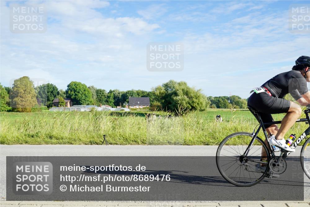 31.08.2025 - Elbe Triathlon Hamburg Michael Burmester http://msf.ph/oto/8689476 31.08.2025 09:23:59 Radfahren 185, 212, 309, 353, 432, 436, 470, 481, 549, 639, 695 meine-sportfotos.de