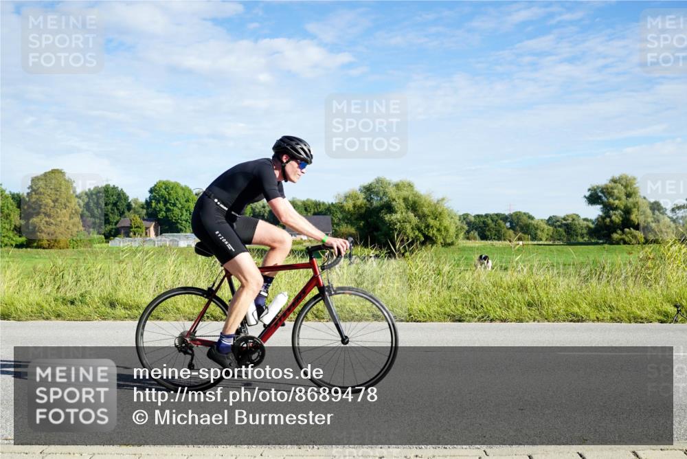 31.08.2025 - Elbe Triathlon Hamburg Michael Burmester http://msf.ph/oto/8689478 31.08.2025 09:24:01 Radfahren 185, 309, 436, 470, 481, 549, 639, 695 meine-sportfotos.de