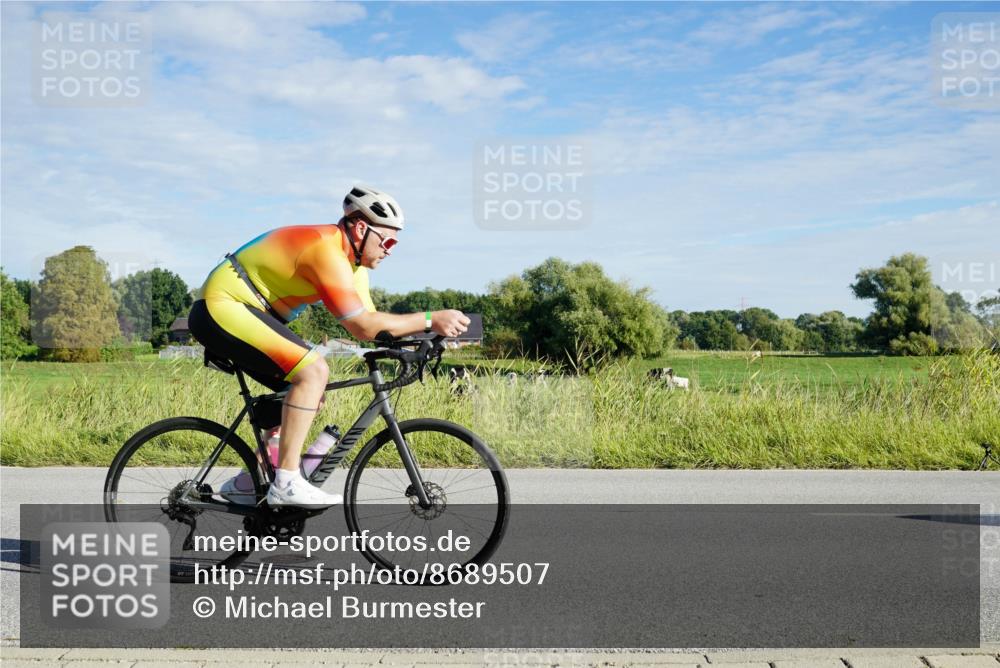 31.08.2025 - Elbe Triathlon Hamburg Michael Burmester http://msf.ph/oto/8689507 31.08.2025 09:24:24 Radfahren 180, 288, 418, 435, 454, 499, 653 meine-sportfotos.de