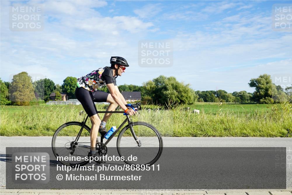 31.08.2025 - Elbe Triathlon Hamburg Michael Burmester http://msf.ph/oto/8689511 31.08.2025 09:24:27 Radfahren 180, 418, 454, 499, 576, 653 meine-sportfotos.de