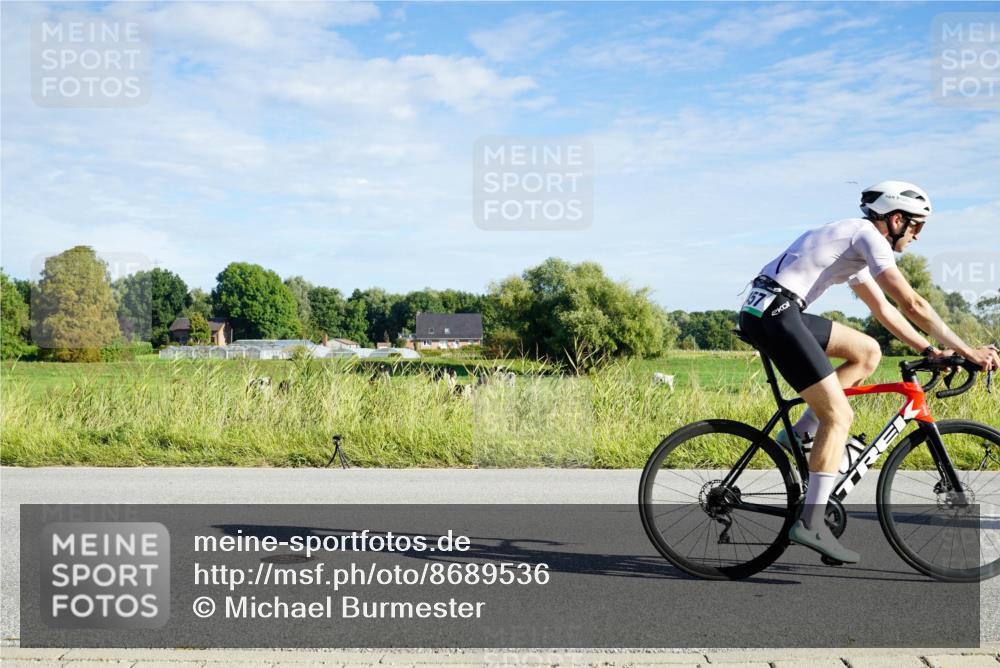 31.08.2025 - Elbe Triathlon Hamburg Michael Burmester http://msf.ph/oto/8689536 31.08.2025 09:24:52 Radfahren 260, 373, 403, 456, 457, 477, 548, 597, 627, 659 meine-sportfotos.de