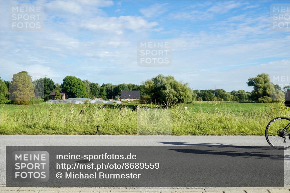 31.08.2025 - Elbe Triathlon Hamburg Michael Burmester http://msf.ph/oto/8689559 31.08.2025 09:25:16 Radfahren 293, 459, 462, 546, 753 meine-sportfotos.de