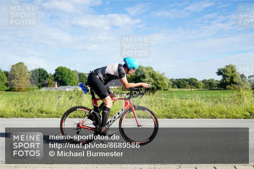 31.08.2025 - Elbe Triathlon Hamburg Michael Burmester http://msf.ph/oto/8689586 31.08.2025 09:25:41 Radfahren 179, 279, 347, 366, 453, 724 meine-sportfotos.de