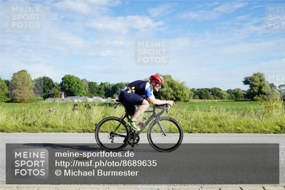 31.08.2025 - Elbe Triathlon Hamburg Michael Burmester http://msf.ph/oto/8689635 31.08.2025 09:26:29 Radfahren 175, 248, 316, 318, 341, 355, 395, 434, 438, 471, 558, 650 meine-sportfotos.de