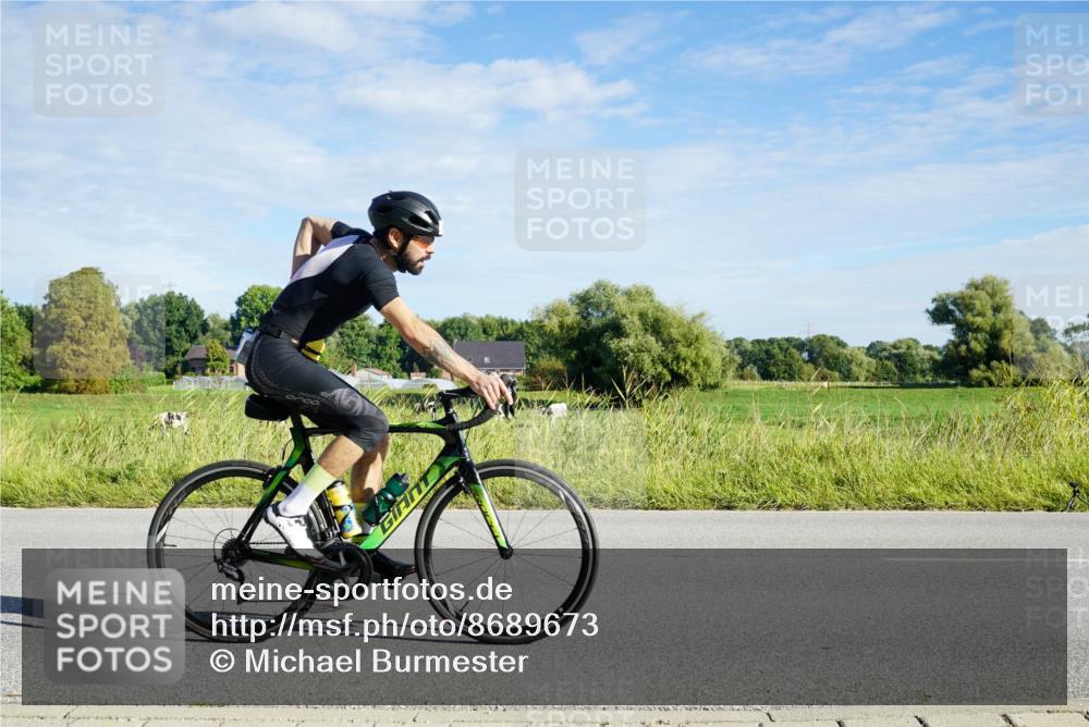 31.08.2025 - Elbe Triathlon Hamburg Michael Burmester http://msf.ph/oto/8689673 31.08.2025 09:26:47 Radfahren 183, 221, 261, 506, 601, 608, 615, 631, 643 meine-sportfotos.de