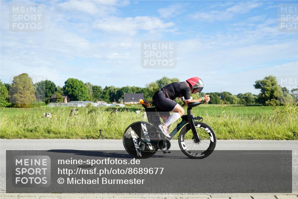 31.08.2025 - Elbe Triathlon Hamburg Michael Burmester http://msf.ph/oto/8689677 31.08.2025 09:26:50 Radfahren 221, 266, 506, 601, 608, 631, 643 meine-sportfotos.de
