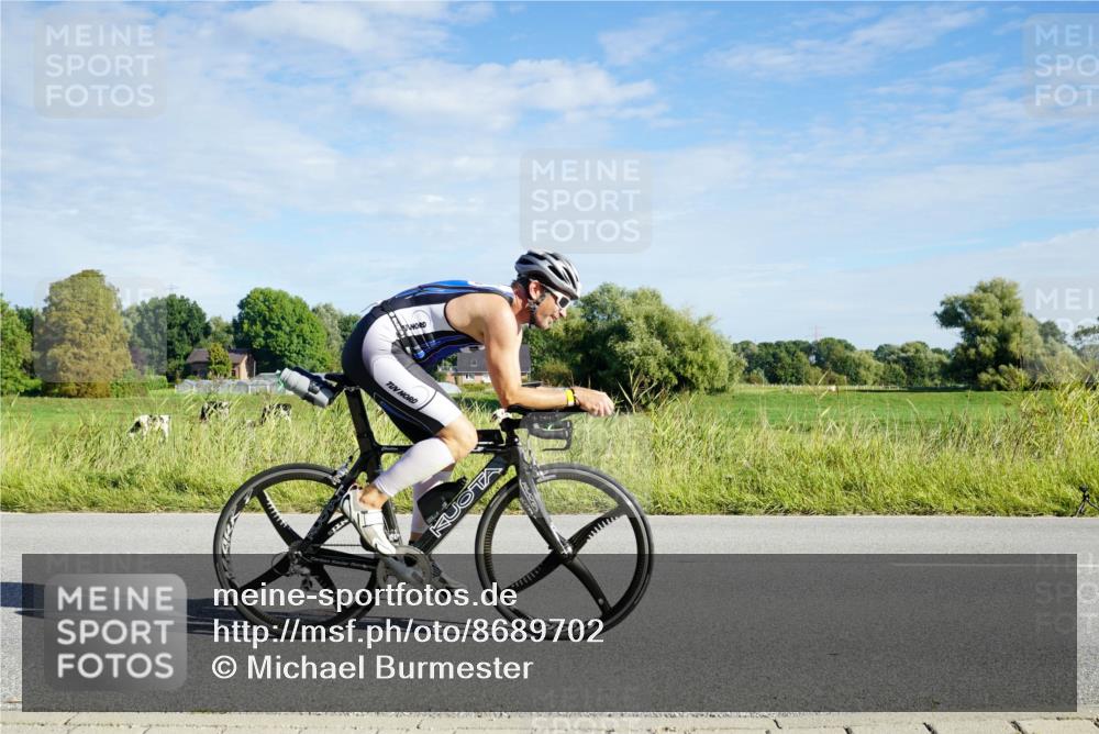 31.08.2025 - Elbe Triathlon Hamburg Michael Burmester http://msf.ph/oto/8689702 31.08.2025 09:27:19 Radfahren 278, 605, 678 meine-sportfotos.de