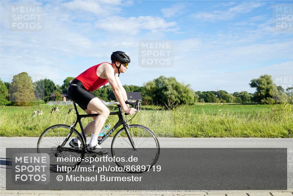 31.08.2025 - Elbe Triathlon Hamburg Michael Burmester http://msf.ph/oto/8689719 31.08.2025 09:27:32 Radfahren 299, 321, 354, 385, 623 meine-sportfotos.de