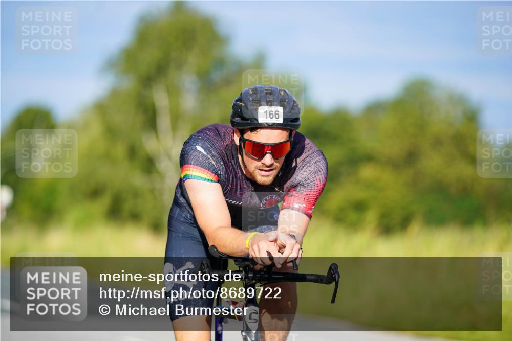 31.08.2025 - Elbe Triathlon Hamburg Michael Burmester http://msf.ph/oto/8689722 31.08.2025 08:42:25 Radfahren 166 meine-sportfotos.de