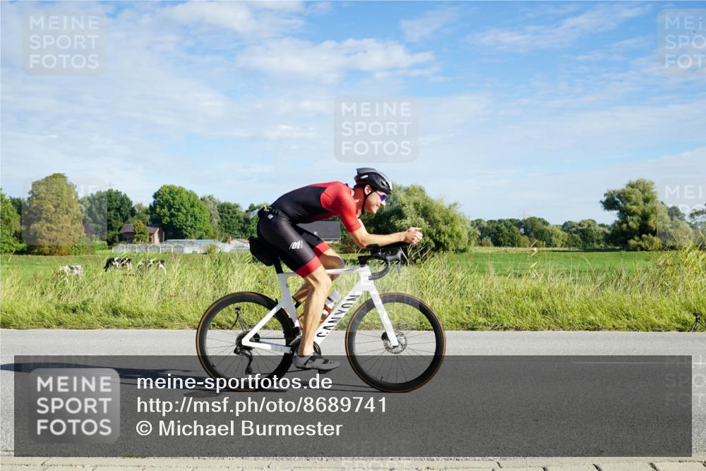 31.08.2025 - Elbe Triathlon Hamburg Michael Burmester http://msf.ph/oto/8689741 31.08.2025 09:28:03 Radfahren 333, 383, 610, 630 meine-sportfotos.de