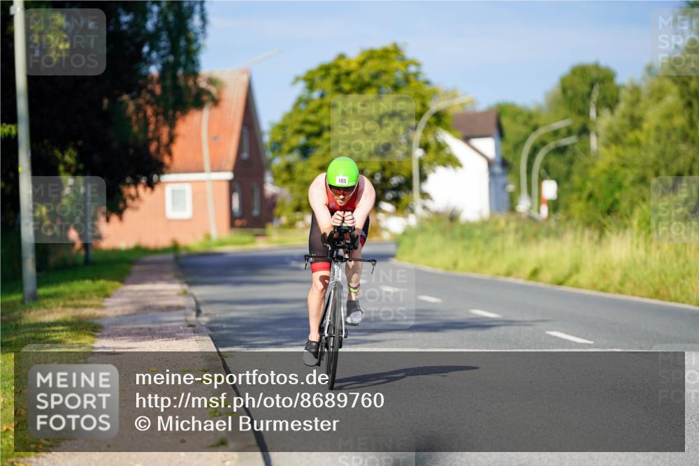31.08.2025 - Elbe Triathlon Hamburg Michael Burmester http://msf.ph/oto/8689760 31.08.2025 08:43:00 Radfahren 185 meine-sportfotos.de