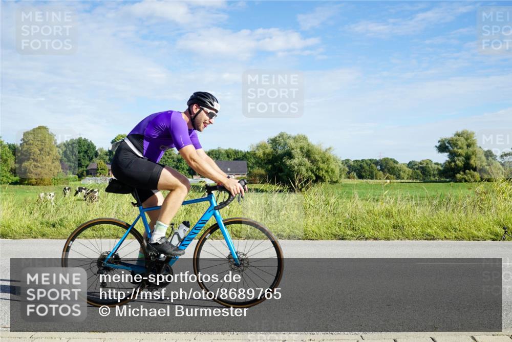 31.08.2025 - Elbe Triathlon Hamburg Michael Burmester http://msf.ph/oto/8689765 31.08.2025 09:28:29 Radfahren 363, 414, 490, 562, 588, 672 meine-sportfotos.de