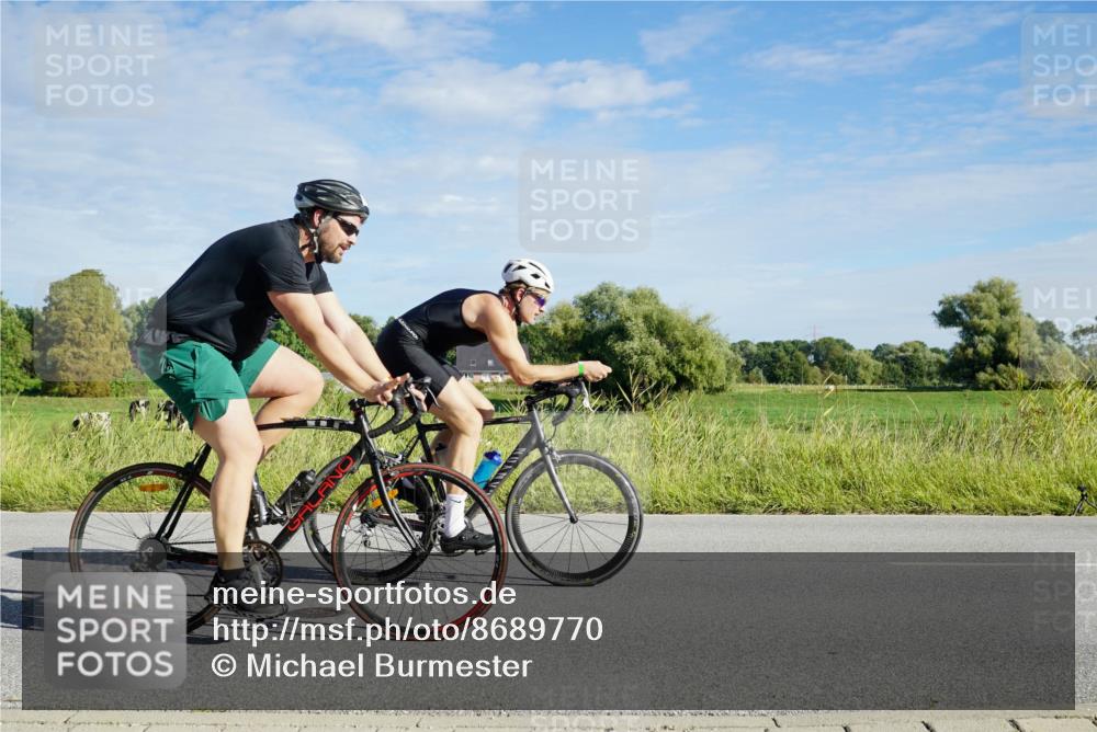 31.08.2025 - Elbe Triathlon Hamburg Michael Burmester http://msf.ph/oto/8689770 31.08.2025 09:28:35 Radfahren 337, 363, 414, 486, 588 meine-sportfotos.de