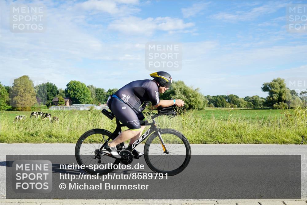 31.08.2025 - Elbe Triathlon Hamburg Michael Burmester http://msf.ph/oto/8689791 31.08.2025 09:28:51 Radfahren 249, 274, 361, 715, 723 meine-sportfotos.de