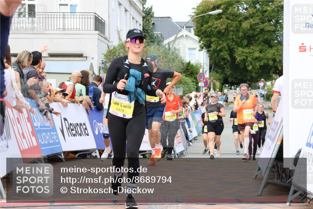 31.08.2025 - 21. Blankeneser Heldenlauf Strokosch-Dieckow http://msf.ph/oto/8689794 31.08.2025 10:32:48 Ziel 2681, 2680, 2404, 2405, 2323, 2065, 2621, 2628, 2479, 2234 meine-sportfotos.de