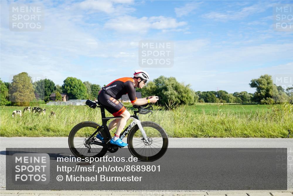 31.08.2025 - Elbe Triathlon Hamburg Michael Burmester http://msf.ph/oto/8689801 31.08.2025 09:29:01 Radfahren 216, 259, 292 meine-sportfotos.de