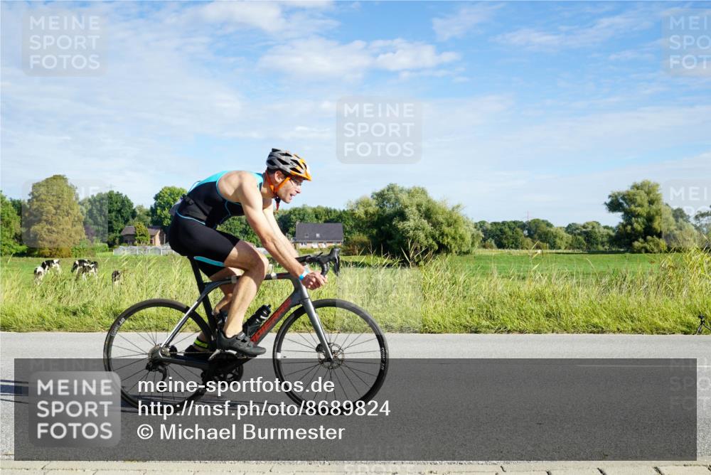 31.08.2025 - Elbe Triathlon Hamburg Michael Burmester http://msf.ph/oto/8689824 31.08.2025 09:29:24 Radfahren 357, 566, 770 meine-sportfotos.de