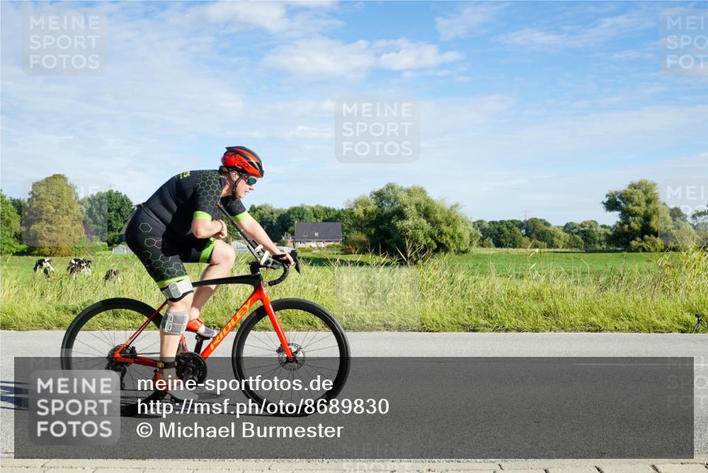 31.08.2025 - Elbe Triathlon Hamburg Michael Burmester http://msf.ph/oto/8689830 31.08.2025 09:29:39 Radfahren 286, 393, 598 meine-sportfotos.de