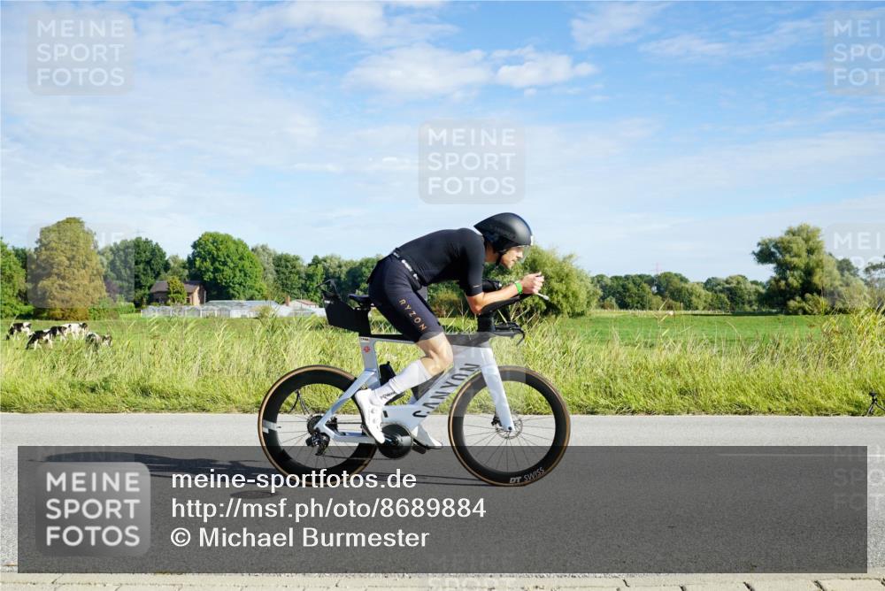 31.08.2025 - Elbe Triathlon Hamburg Michael Burmester http://msf.ph/oto/8689884 31.08.2025 09:30:39 Radfahren 192, 364, 384, 421, 539, 669 meine-sportfotos.de