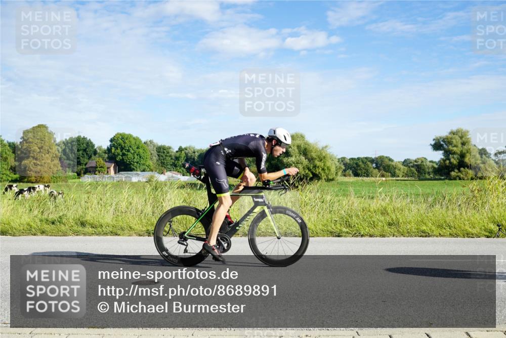 31.08.2025 - Elbe Triathlon Hamburg Michael Burmester http://msf.ph/oto/8689891 31.08.2025 09:30:40 Radfahren 192, 364, 384, 413, 421, 539, 669, 684 meine-sportfotos.de