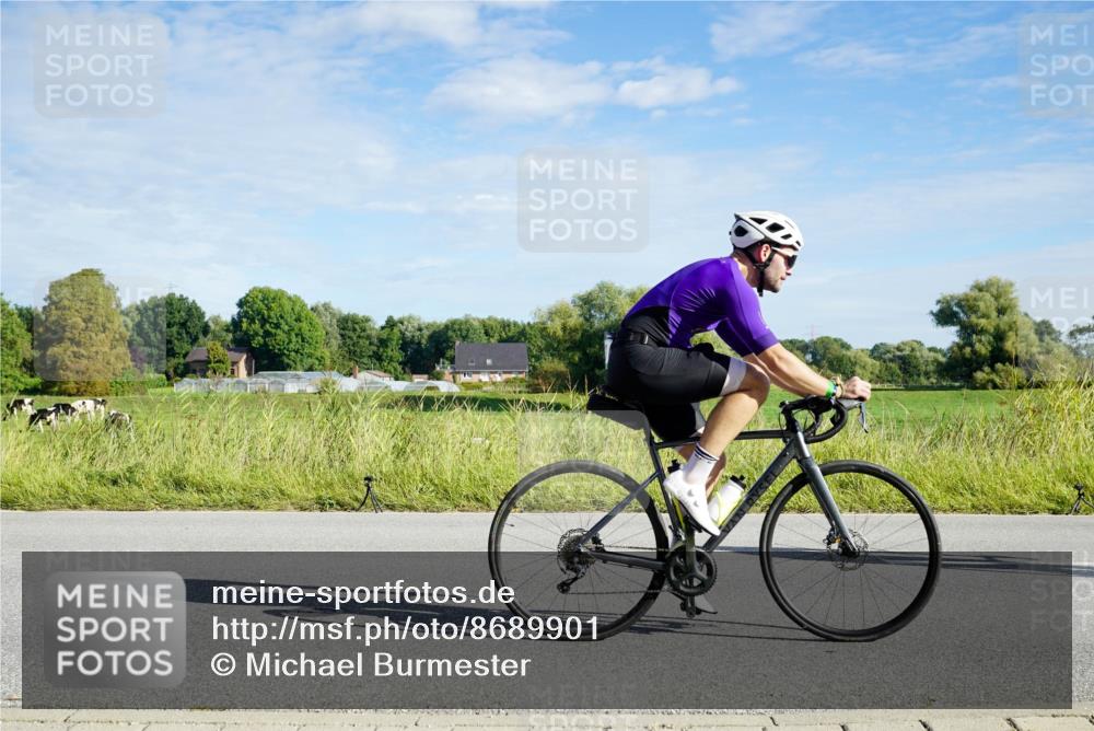 31.08.2025 - Elbe Triathlon Hamburg Michael Burmester http://msf.ph/oto/8689901 31.08.2025 09:30:46 Radfahren 192, 332, 413, 602, 669, 684, 756 meine-sportfotos.de